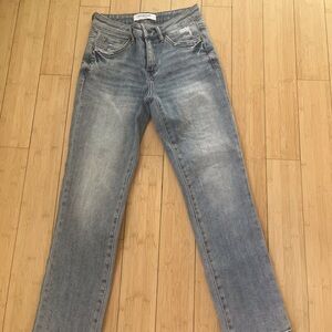 Lovervet Straight Leg.